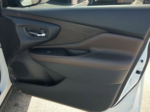 Used 2021 Nissan Murano Platinum image 40