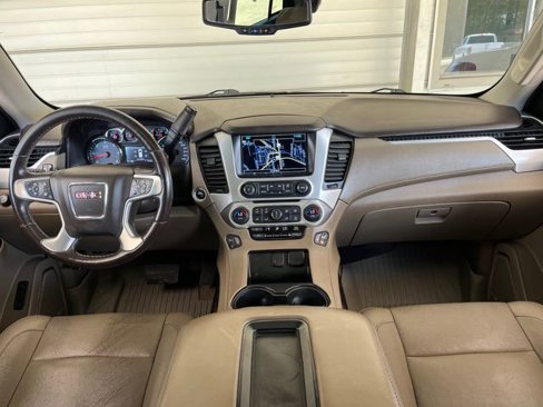 Used 2019 GMC Yukon SLT w/ Premium Edition image 15