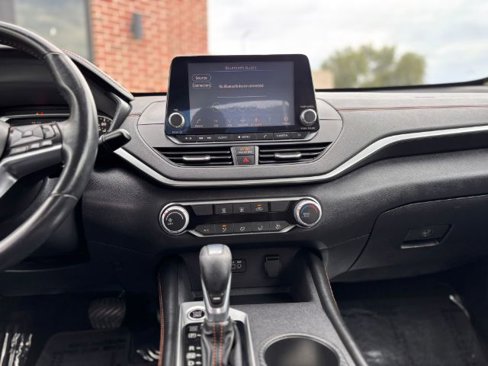 Used 2020 Nissan Altima 2.5 SR image 23