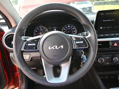 Used 2022 Kia Forte LXS image 21