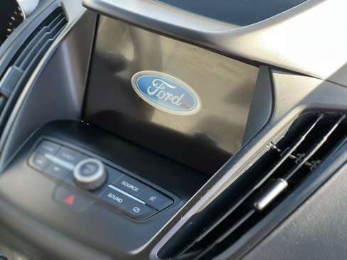 Used 2019 Ford Escape SE image 23