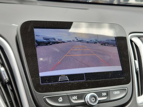 Used 2024 Chevrolet Malibu LT image 14
