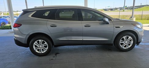 Used 2018 Buick Enclave Essence image 5