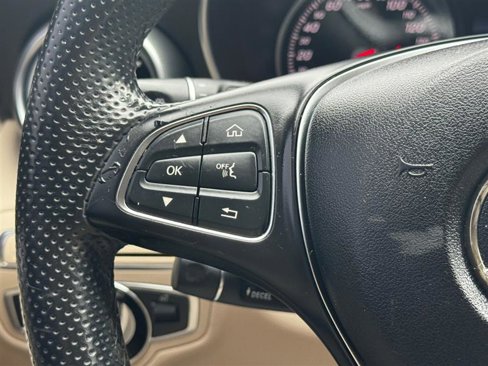Used 2015 Mercedes-Benz C 300 Sedan image 37