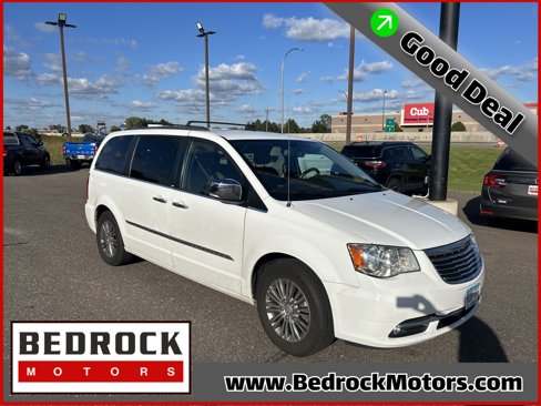 Used 2014 Chrysler Town & Country Touring-L w/ Driver Convenience Group image 1