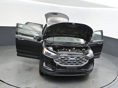 Used 2024 Ford Edge Titanium image 45