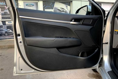 Used 2018 Hyundai Elantra SE image 20