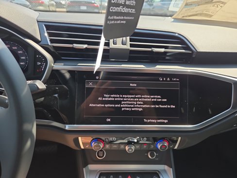 New 2025 Audi Q3 2.0T Premium image 11