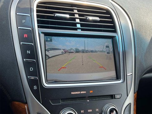 Used 2016 Lincoln MKX Select image 19