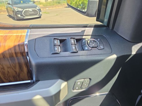 Used 2019 Ford F150 Lariat w/ Equipment Group 502A Luxury image 35