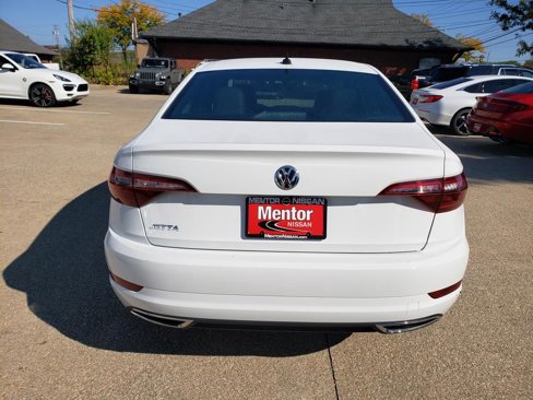 Used 2020 Volkswagen Jetta R-Line w/ R-Line Cold Weather Package image 6