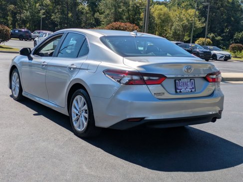 Used 2024 Toyota Camry LE image 10
