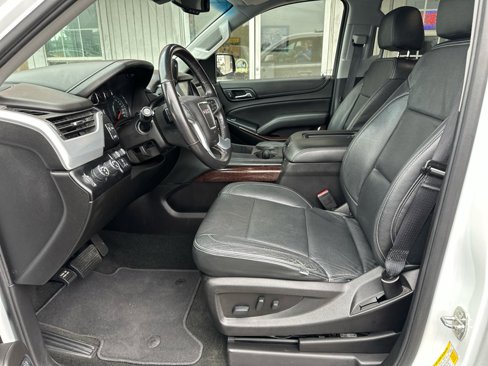 Used 2018 GMC Yukon SLE w/ HD Trailering Package image 13