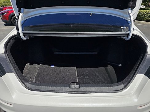 Used 2023 Honda Accord EX image 10