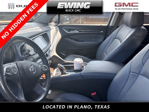Used 2020 Buick Enclave Essence w/ Sport Touring Edition image 3