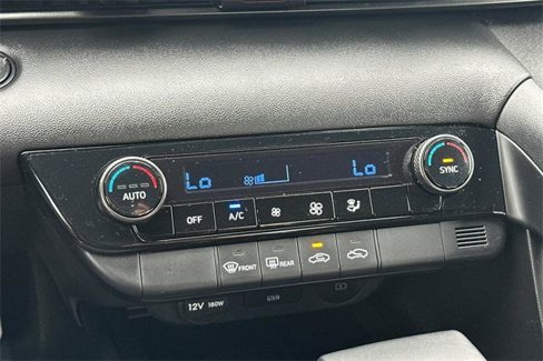 Used 2025 Hyundai Elantra Sport w/ Cargo Package image 27