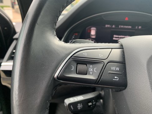 Used 2018 Audi Q7 3.0T Premium Plus w/ Premium Plus Package image 19
