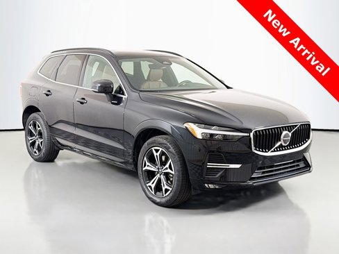 Used 2022 Volvo XC60 B5 Momentum image 1