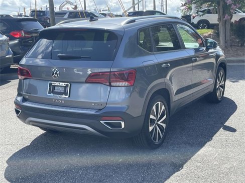 Used 2023 Volkswagen Taos SE image 6