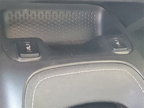 Used 2021 Toyota Corolla XSE image 5