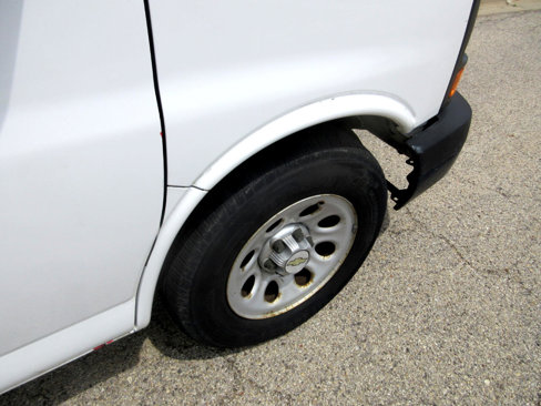 Used 2011 Chevrolet Express 1500 AWD image 22