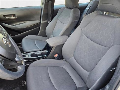 Used 2021 Toyota Corolla LE image 13