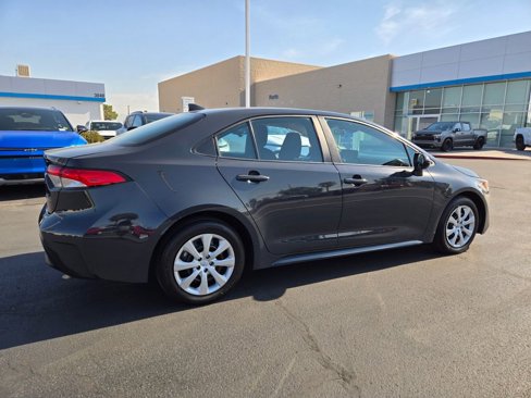 Used 2024 Toyota Corolla LE image 5