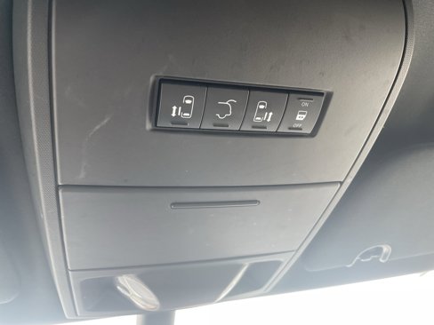 Used 2019 Dodge Grand Caravan SXT image 23