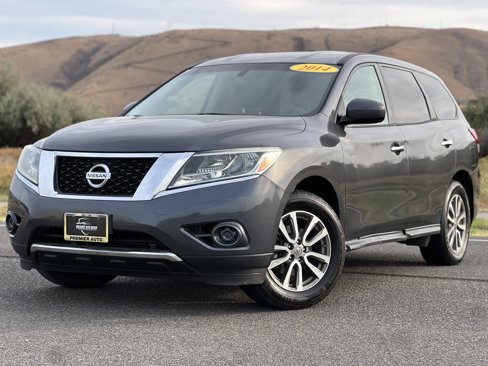 Used 2014 Nissan Pathfinder S image 4