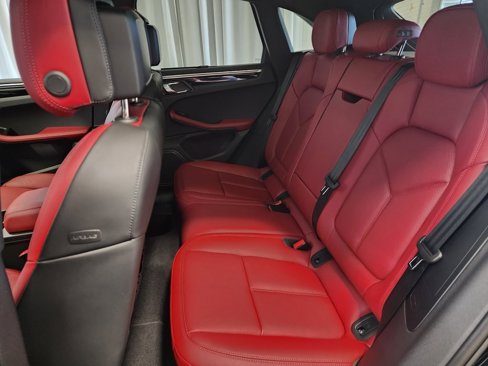 New 2025 Porsche Macan image 20