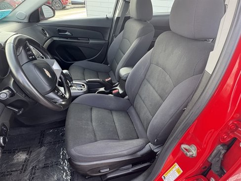 Used 2014 Chevrolet Cruze LT image 19