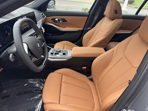 New 2025 BMW 330i xDrive Sedan w/ M Sport Package image 8