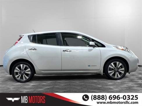 Used 2017 Nissan Leaf SV image 3