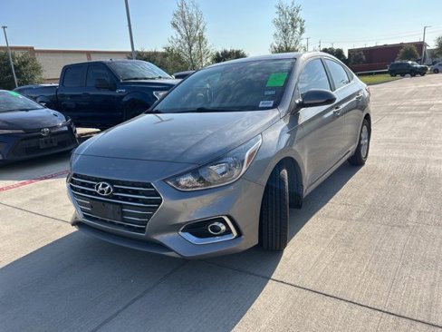 Used 2022 Hyundai Accent SEL image 6