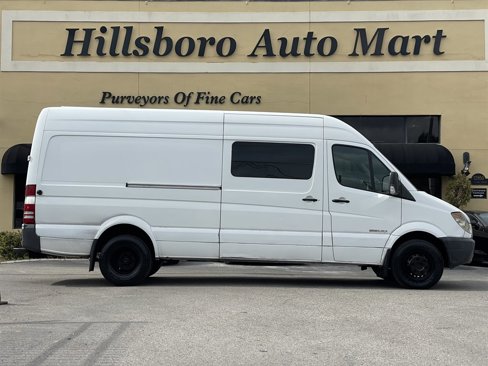 Used 2008 Dodge Sprinter 3500 image 4