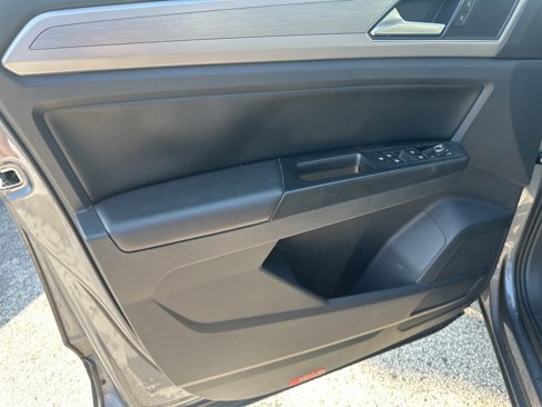 Used 2019 Volkswagen Atlas SE image 12