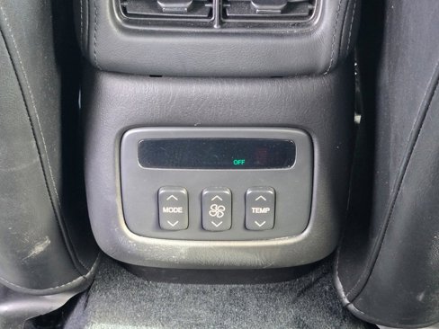 Used 2000 Cadillac De Ville DTS w/ Safety/Security Pkg image 17