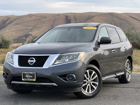 Used 2014 Nissan Pathfinder S image 9