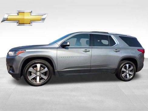 Used 2018 Chevrolet Traverse LT image 3