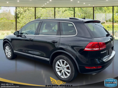Used 2014 Volkswagen Touareg VR6 image 7