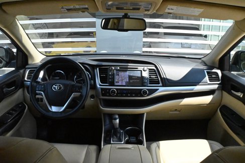 Used 2015 Toyota Highlander XLE image 18