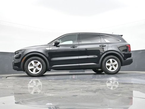 Used 2021 Kia Sorento LX image 56