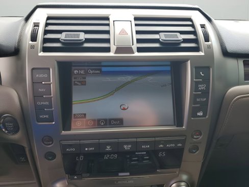 Used 2017 Lexus GX 460 Premium image 40