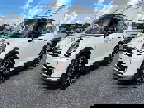 New 2026 MINI Cooper S image 2