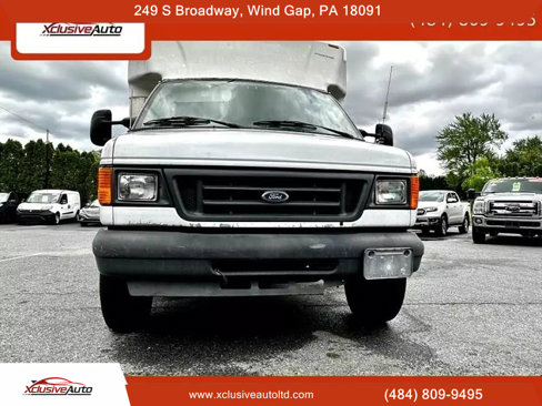 Used 2005 Ford E-350 and Econoline 350 Super Duty image 16