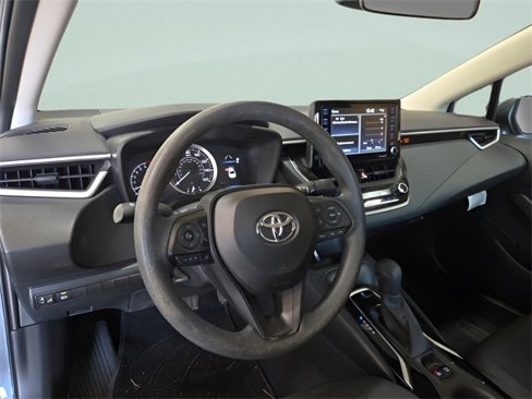 Used 2022 Toyota Corolla LE image 12