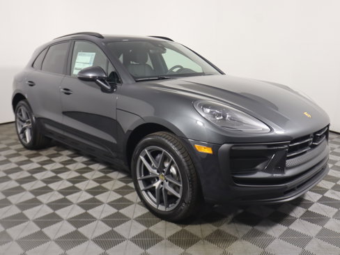 New 2026 Porsche Macan image 9