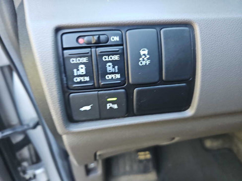 Used 2012 Honda Odyssey Touring image 16