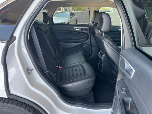 Used 2024 Ford Edge SEL image 18