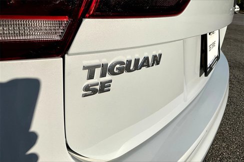 Used 2018 Volkswagen Tiguan SE image 24
